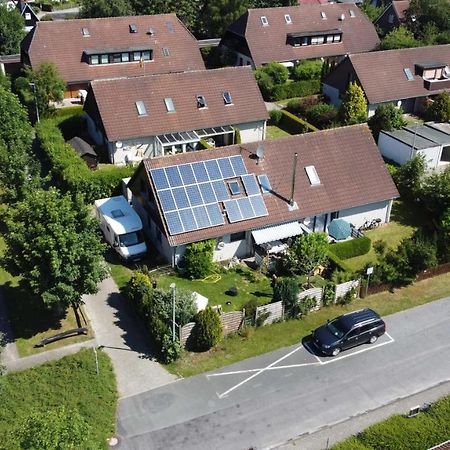 Nr 28 - Ferienwohnung Am Yachthafen Harlesiel Esterno foto